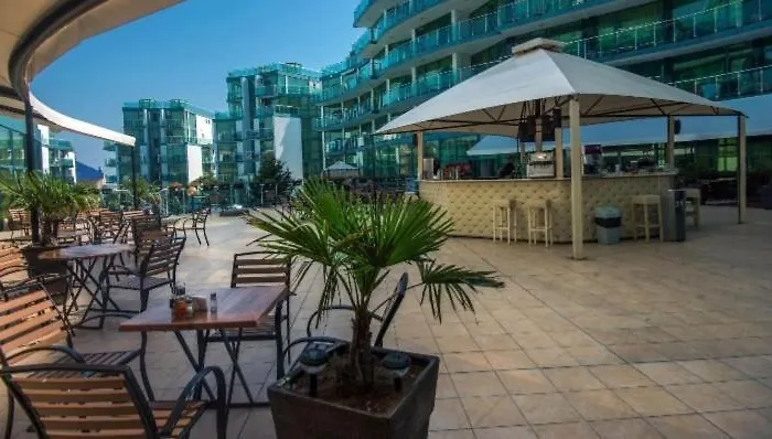 Paradise Delux In Del Sol 아파트 *